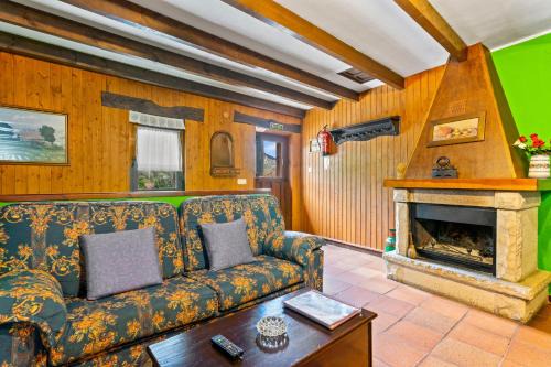Caunedo House | Lorences B