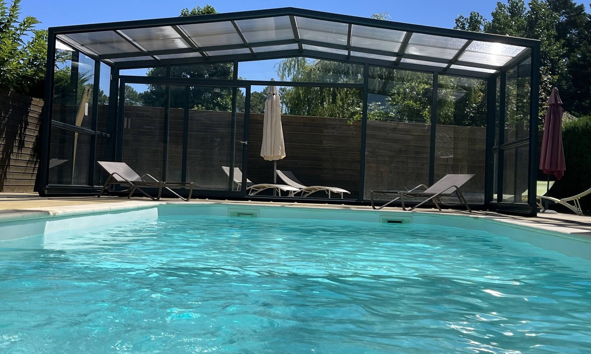 Messanges Apartment | Spacious, quiet, comfortable duplex, south-facing, heated covered swimming pool