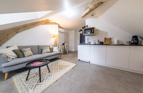 Brive-la-Gaillarde Apartment | CONQUERANT