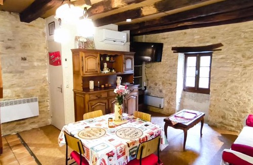 Montamel House | Gîte d'Alithe
