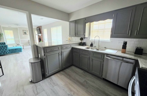 Gunter Afs House | NEWLY RENOVATED! 9 mins from Maxwell AFB - 3 mins from Baptist Hospital East