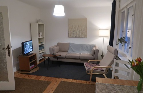 Staaken Apartment | Private accommodation on the outskirts of town