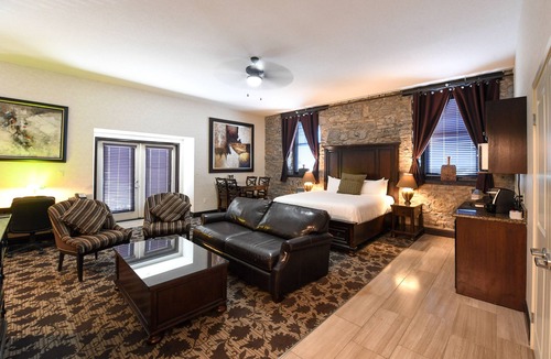 Merritton Hotel | Stone Mill Inn