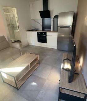 Douai Apartment | Studio 145 E