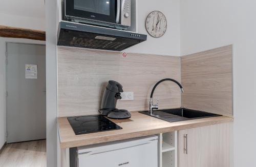 Chatellerault Apartment | Studio Confort - Proche Gare&Centre - Futuroscope 2