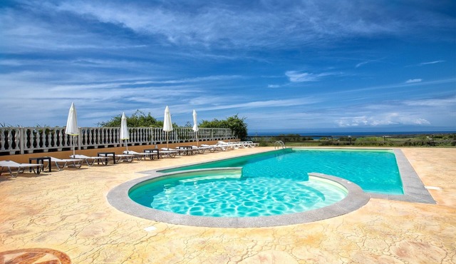 Apartment 'Con Balcone' with Sea View, Wi-Fi and Air Conditioning
