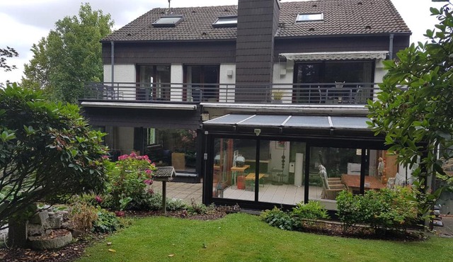 Ferienwohnung mit eigenem Pool und finnischer Sauna in Witten