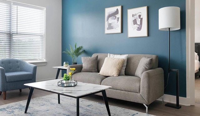 Landing | Incredible 2BD, Gym, Pool