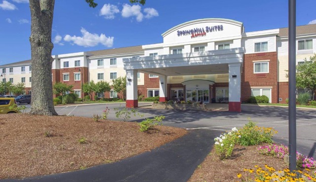 SpringHill Suites Devens Common Center